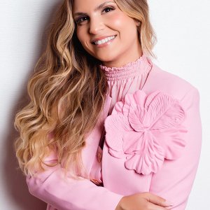 Aline Barros