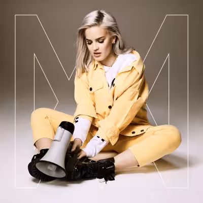 Anne-Marie - 2002